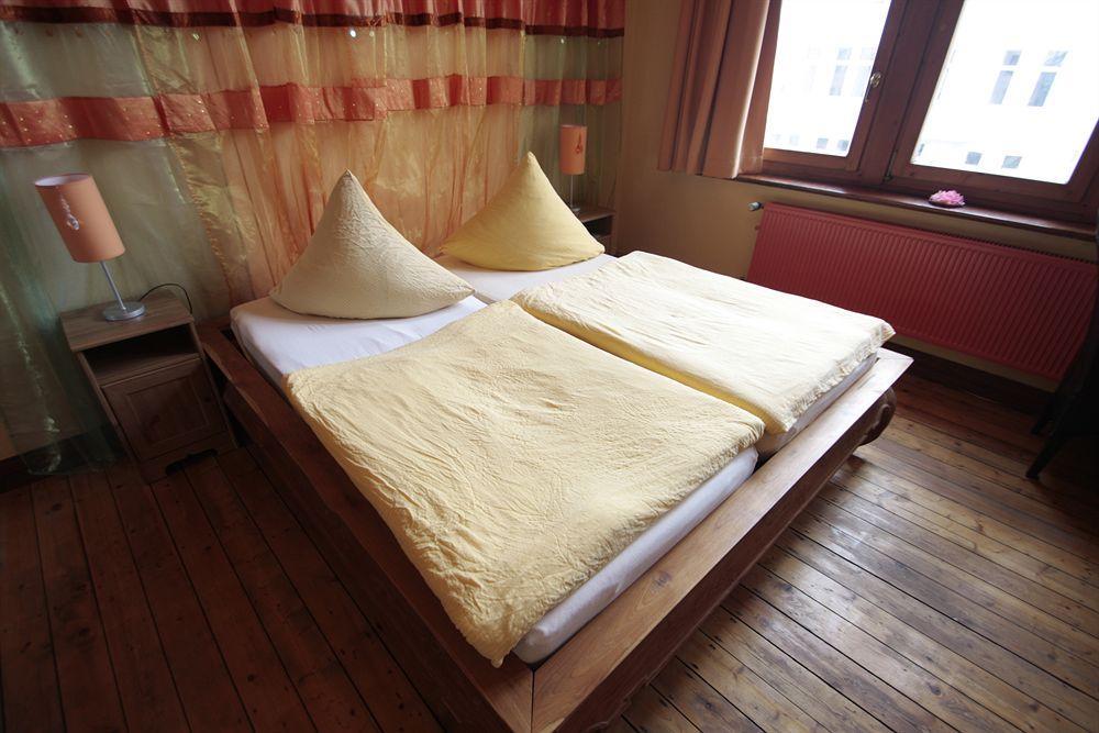 Avalon Bed & Breakfast Themen/- Nichtraucherhotel Ганновер Экстерьер фото